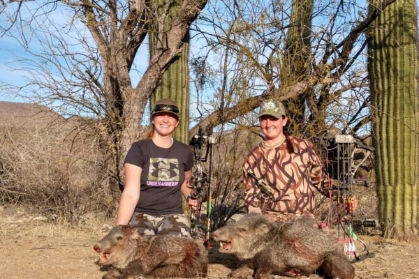 Miss Pursuit Women in hunting