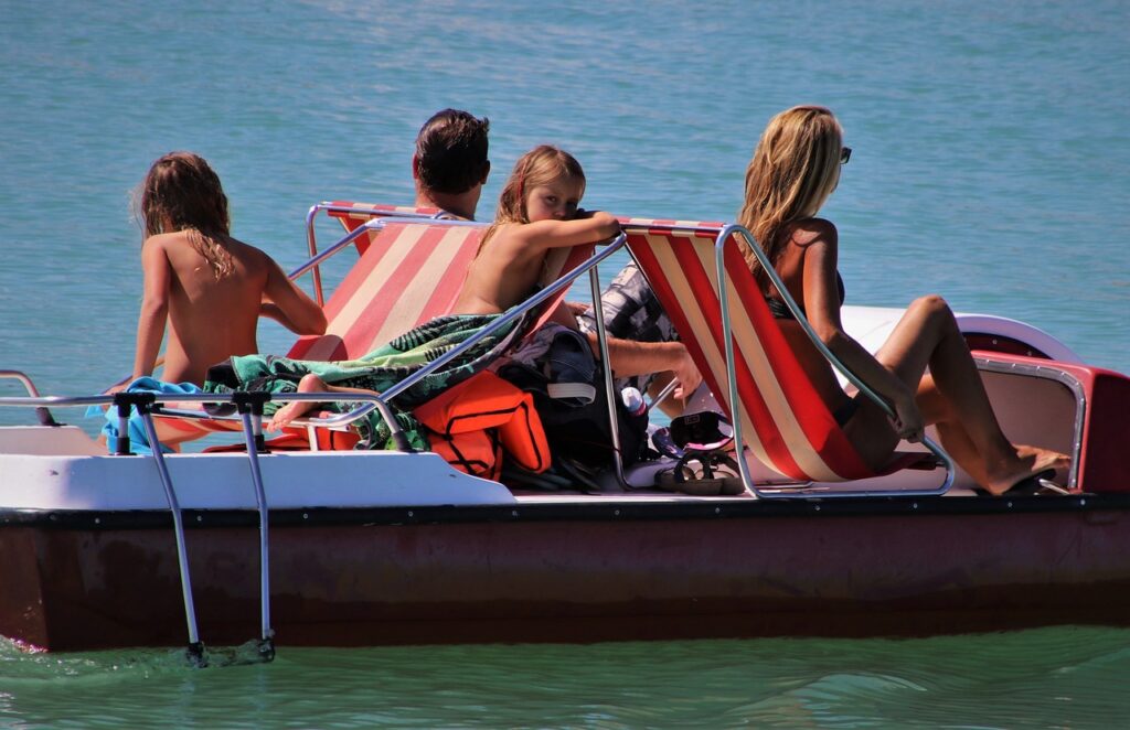 Keeping Kids Cool on a Boat