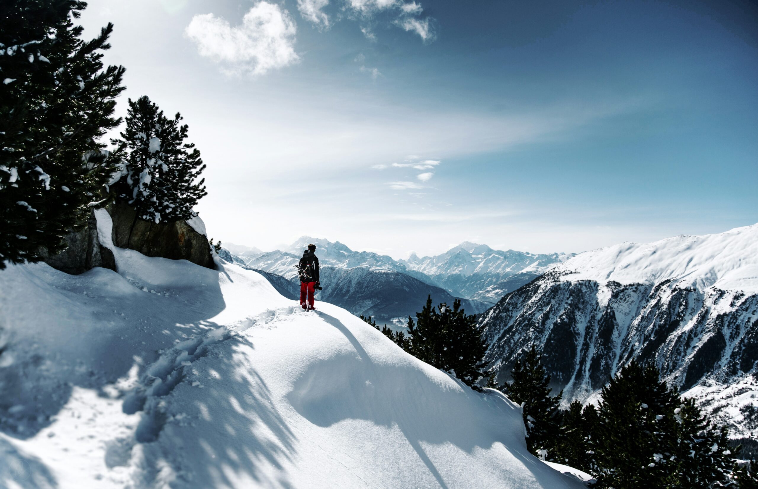 Best Heated Socks for Hunting: Warmth for Your Adventures