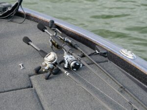 How to Set Up a Fishing Pole: A Beginner's Guide