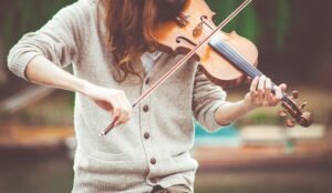 7 Tips for Women Who Want to Play Violin in the Great Outdoors