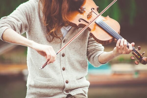 7 Tips for Women Who Want to Play Violin in the Great Outdoors