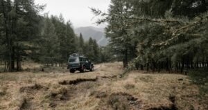 3 Ways Four Post Lifts Boost Trail Performance