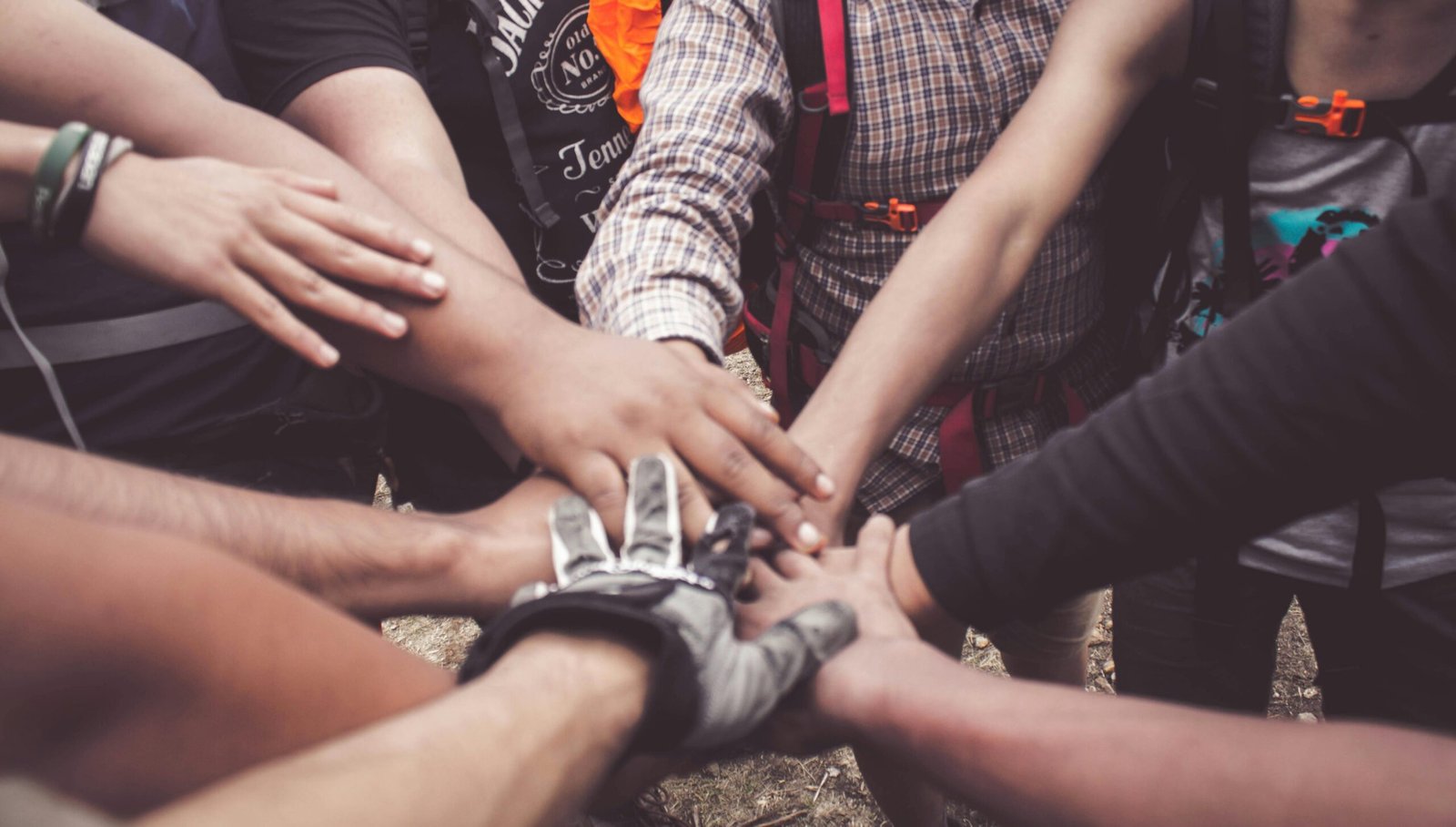 3 Ways to Design Custom Adventure Crew Jerseys