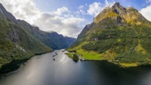 Places to Travel in the US for the Outdoorsy Woman