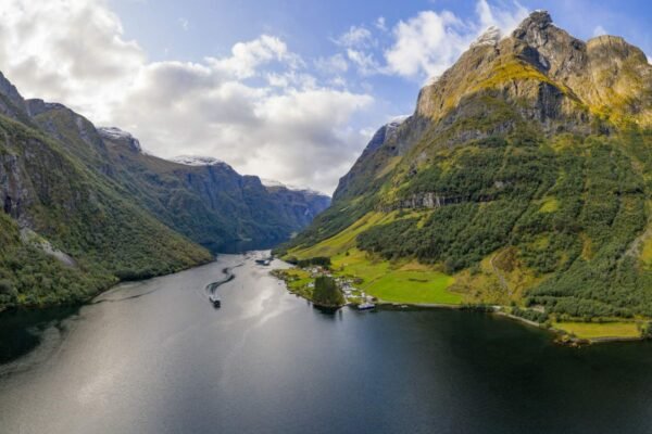 Places to Travel in the US for the Outdoorsy Woman