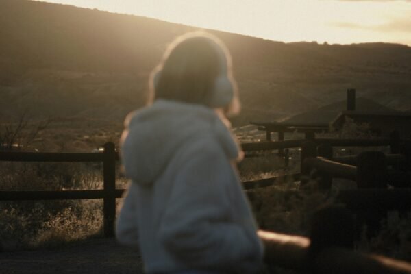 Winter Wellness: Tips for Protecting Your Skin and Hair in Cold Weather