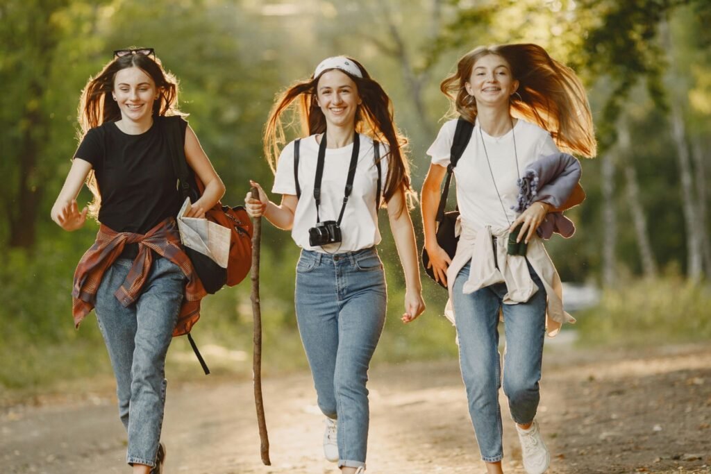Best Outdoor Hobbies for Women in College 